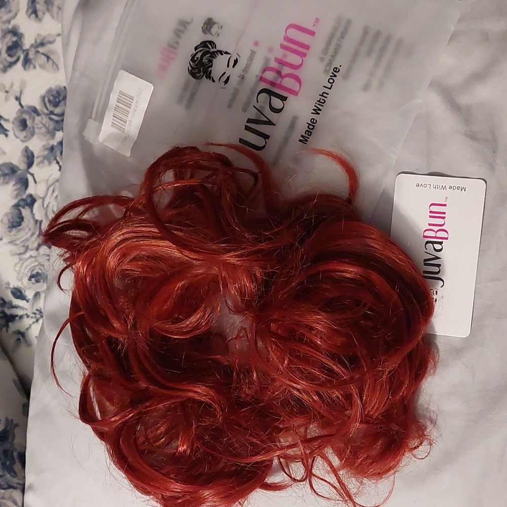 JuvaBun Messy Bun Hair Scrunchie in Copper (red)